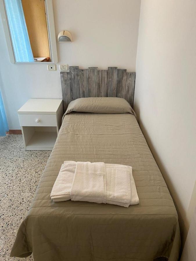 Hotel Riva Rimini Dış mekan fotoğraf