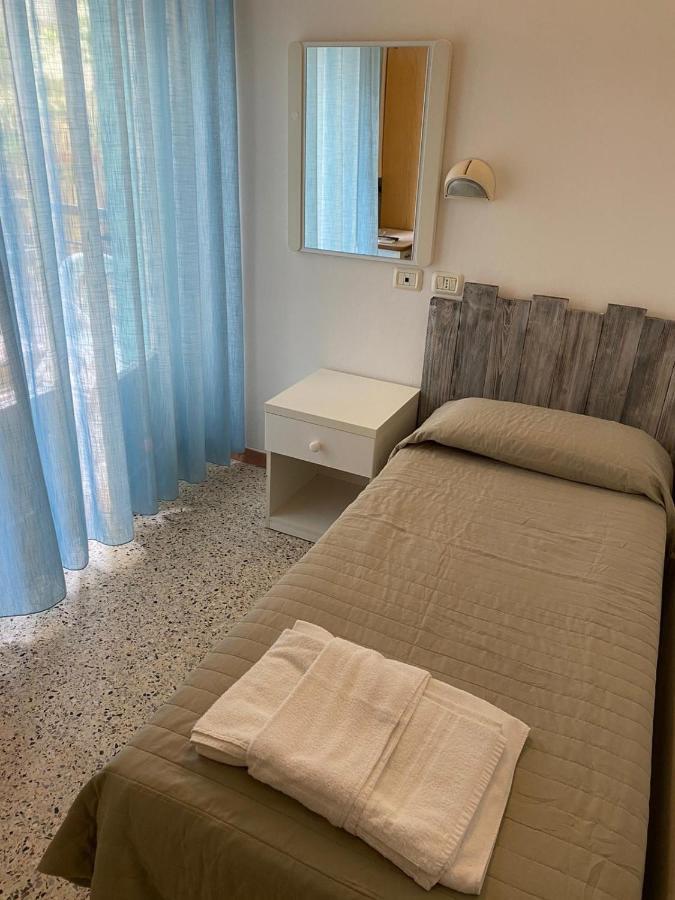 Hotel Riva Rimini Dış mekan fotoğraf