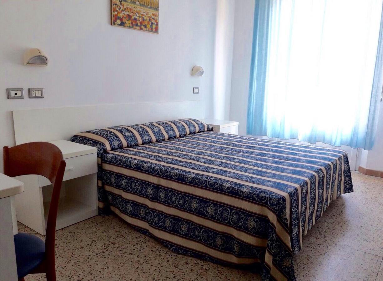 Hotel Riva Rimini Dış mekan fotoğraf