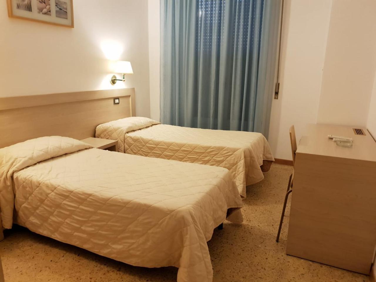 Hotel Riva Rimini Dış mekan fotoğraf